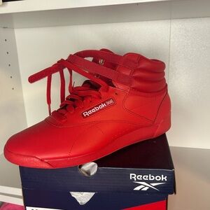 Freestyle Hi Women's Shoes 8.5